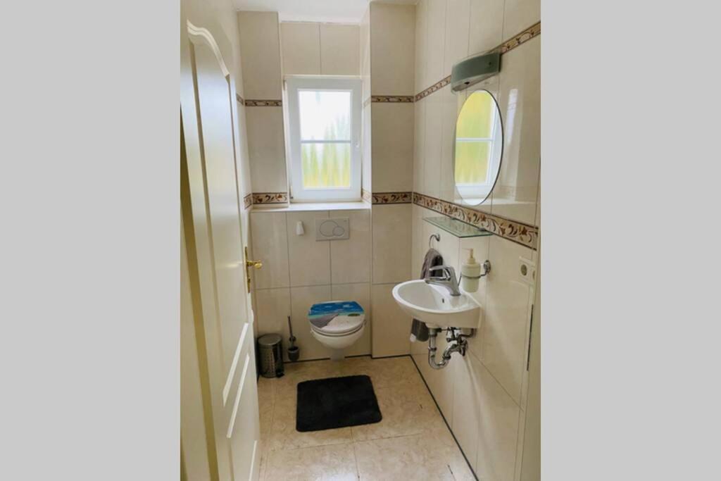 Grosses 4 Zimmer Apartment Naehe Messe Hannover Exterior photo